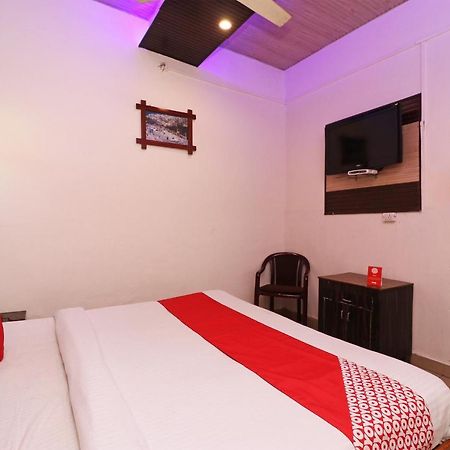 Oyo 74116 Hotel Feel Good プリ エクステリア 写真